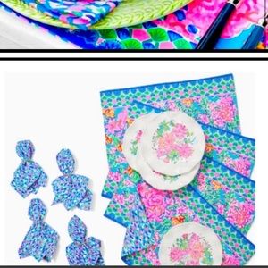 LILLY Pulitzer nwot- napkins with gold bamboo rings,placemats/ NO plates